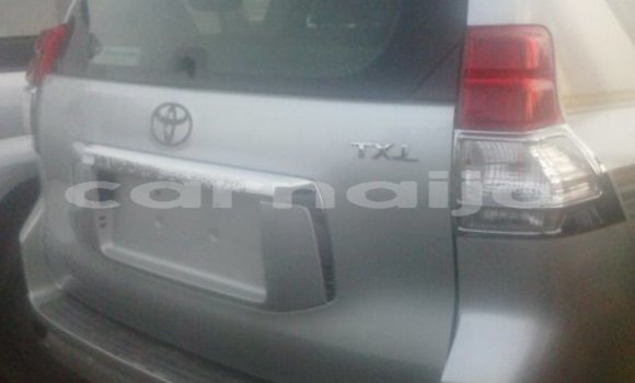 Acheter Occasion Voiture Toyota Prado Gris à Lagos, État de Lagos Acheter Occasion Voiture Toyota Prado Gris à Lagos, État de Lagos