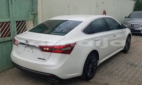 Acheter Occasion Voiture Toyota Avalon Blanc à Lagos, État de Lagos Acheter Occasion Voiture Toyota Avalon Blanc à Lagos, État de Lagos