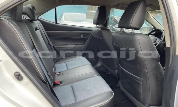 Acheter Occasion Voiture Toyota Corolla Blanc à Lagos, État de Lagos Acheter Occasion Voiture Toyota Corolla Blanc à Lagos, État de Lagos