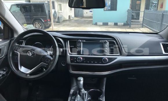 Acheter Occasion Voiture Toyota Highlander Gris à Lagos, État de Lagos Acheter Occasion Voiture Toyota Highlander Gris à Lagos, État de Lagos