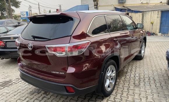 Acheter Occasion Voiture Toyota Highlander Rouge à Lagos, État de Lagos Acheter Occasion Voiture Toyota Highlander Rouge à Lagos, État de Lagos