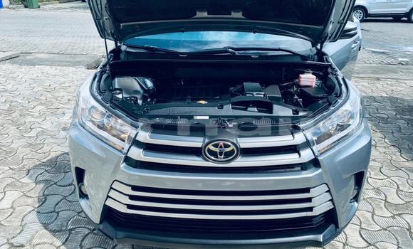 Acheter Occasion Voiture Toyota Highlander Gris à Lagos, État de Lagos Acheter Occasion Voiture Toyota Highlander Gris à Lagos, État de Lagos