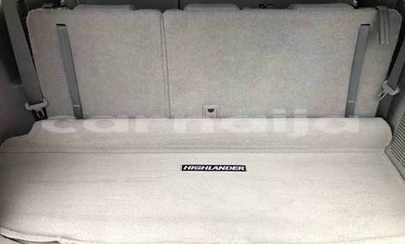 Buy Used Toyota Highlander Beige Car in Lagos in Lagos State Buy Used Toyota Highlander Beige Car in Lagos in Lagos State