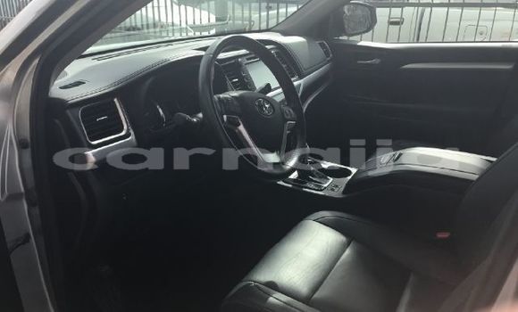 Acheter Occasion Voiture Toyota Highlander Gris à Lagos, État de Lagos Acheter Occasion Voiture Toyota Highlander Gris à Lagos, État de Lagos