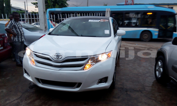 Buy Used Toyota Venza White Car in Lagos in Lagos State