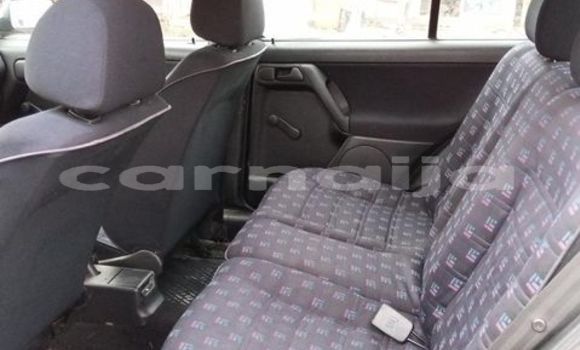 Acheter Import Voiture Volkswagen Golf Vert à Daura, Katsina Acheter Import Voiture Volkswagen Golf Vert à Daura, Katsina