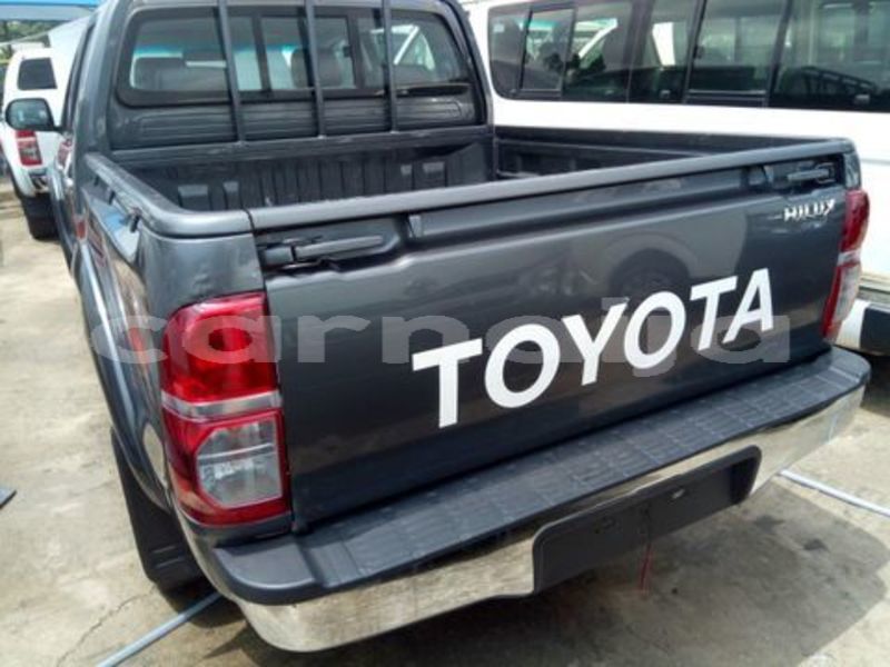 Big with watermark toyota hilux katsina daura 2969