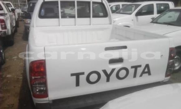 Buy Import Toyota Hilux White Car in Daura in Katsina Buy Import Toyota Hilux White Car in Daura in Katsina