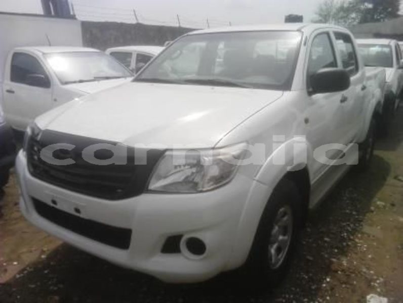 Big with watermark toyota hilux katsina daura 2970