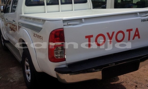 Acheter Import Voiture Toyota Hilux Blanc à Katsina, Katsina Acheter Import Voiture Toyota Hilux Blanc à Katsina, Katsina