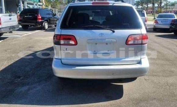 Acheter Neuf Voiture Toyota Sienna Blanc à Bénin, Edo Acheter Neuf Voiture Toyota Sienna Blanc à Bénin, Edo