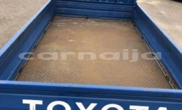 Acheter Occasion Voiture Toyota Dyna Bleu à Apapa, État de Lagos Acheter Occasion Voiture Toyota Dyna Bleu à Apapa, État de Lagos