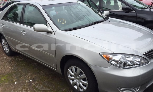 Acheter Occasion Voiture Toyota Camry Gris à Minna, Niger