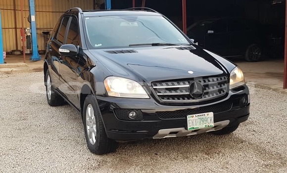 Acheter Occasion Voiture Mercedes-Benz ML–Class Noir à Abuja, État de Lagos Acheter Occasion Voiture Mercedes-Benz ML–Class Noir à Abuja, État de Lagos