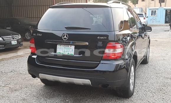 Acheter Occasion Voiture Mercedes-Benz ML–Class Noir à Abuja, État de Lagos Acheter Occasion Voiture Mercedes-Benz ML–Class Noir à Abuja, État de Lagos