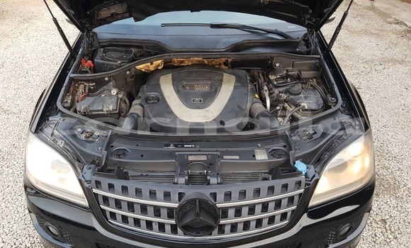 Acheter Occasion Voiture Mercedes-Benz ML–Class Noir à Abuja, État de Lagos Acheter Occasion Voiture Mercedes-Benz ML–Class Noir à Abuja, État de Lagos