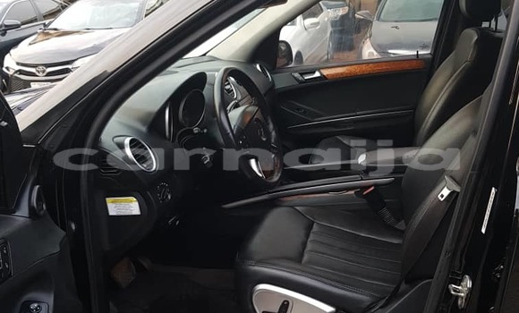 Acheter Occasion Voiture Mercedes-Benz ML–Class Noir à Abuja, État de Lagos Acheter Occasion Voiture Mercedes-Benz ML–Class Noir à Abuja, État de Lagos