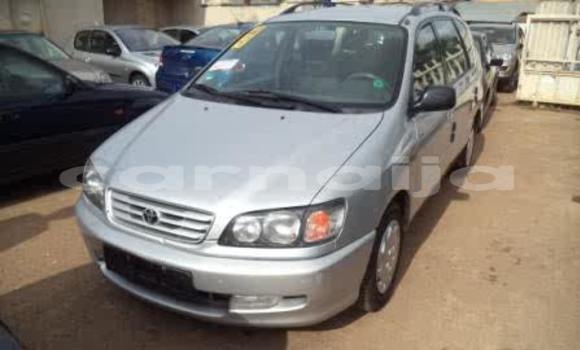 Buy Used Toyota Matrix White Car in Asaba in Delta State Buy Used Toyota Matrix White Car in Asaba in Delta State