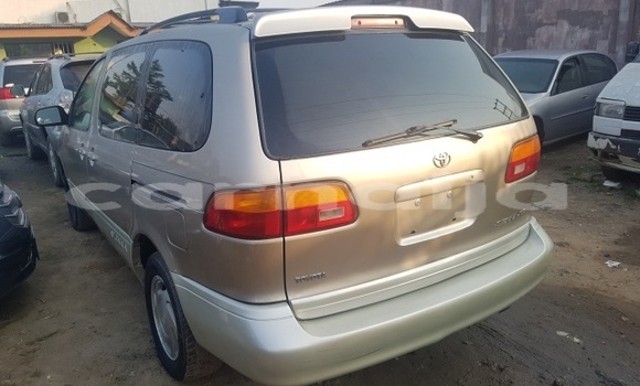 Acheter Occasion Voiture Toyota Sienna Autre à Ibadan, État d'Oyo Acheter Occasion Voiture Toyota Sienna Autre à Ibadan, État d'Oyo