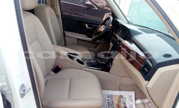 Acheter Occasion Voiture Mercedes-Benz GLK–Class Blanc à Gombe, État de Gombe Acheter Occasion Voiture Mercedes-Benz GLK–Class Blanc à Gombe, État de Gombe