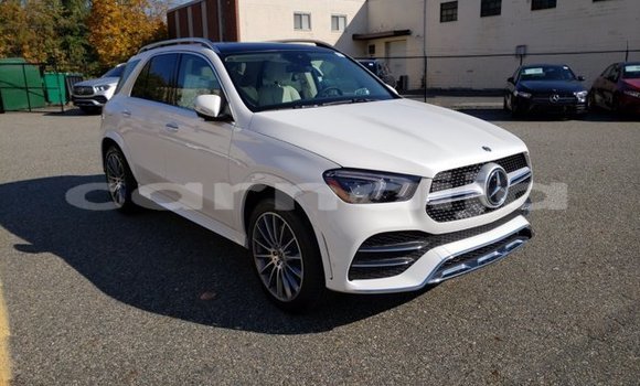 Buy New Mercedes-Benz GLC White Car in Uyo in Akwa Ibom State Buy New Mercedes-Benz GLC White Car in Uyo in Akwa Ibom State