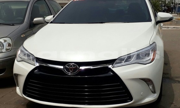 Buy Used Toyota Camry White Car in Lagos in Lagos State