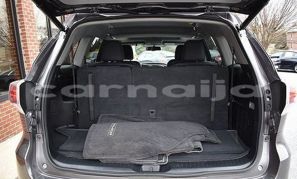 Acheter Occasion Voiture Toyota Highlander Noir à Lagos, État de Lagos Acheter Occasion Voiture Toyota Highlander Noir à Lagos, État de Lagos
