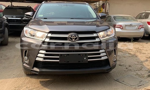 Acheter Occasion Voiture Toyota Highlander Noir à Lagos, État de Lagos Acheter Occasion Voiture Toyota Highlander Noir à Lagos, État de Lagos