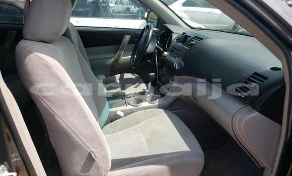 Acheter Neuf Voiture Toyota Highlander Marron à Abeokuta, État d'Ogun Acheter Neuf Voiture Toyota Highlander Marron à Abeokuta, État d'Ogun