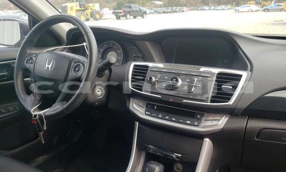 Acheter Neuf Voiture Honda Accord Blanc à Lagos, État de Lagos Acheter Neuf Voiture Honda Accord Blanc à Lagos, État de Lagos