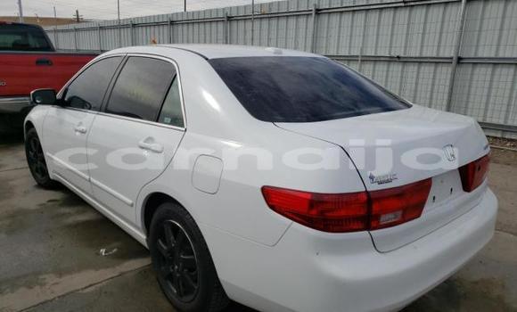 Acheter Neuf Voiture Honda Accord Blanc à Lagos, État de Lagos Acheter Neuf Voiture Honda Accord Blanc à Lagos, État de Lagos