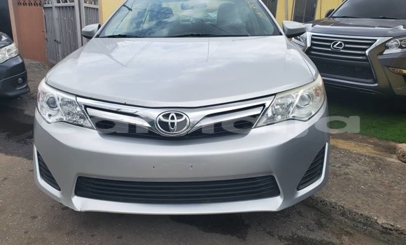 Acheter Occasion Voiture Toyota Camry Gris à Lagos, État de Lagos
