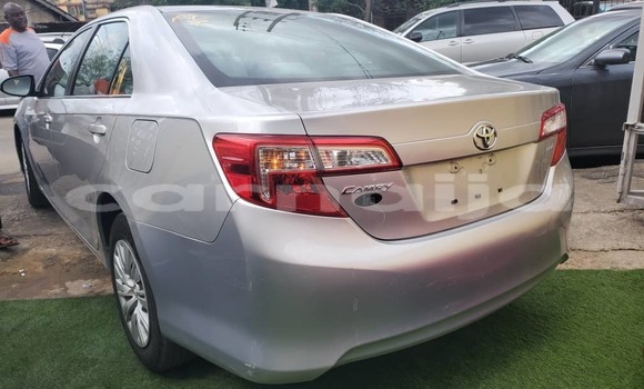 Acheter Occasion Voiture Toyota Camry Gris à Lagos, État de Lagos Acheter Occasion Voiture Toyota Camry Gris à Lagos, État de Lagos