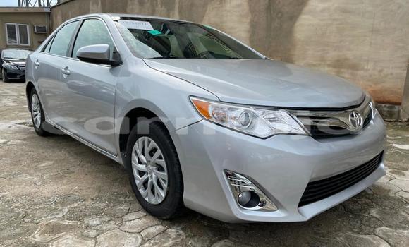 Acheter Occasion Voiture Toyota Camry Gris à Lagos, État de Lagos