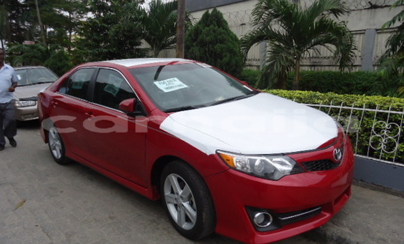 Acheter Occasion Voiture Toyota Camry Rouge à Lagos, État de Lagos Acheter Occasion Voiture Toyota Camry Rouge à Lagos, État de Lagos