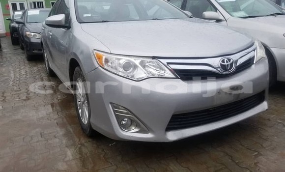 Acheter Occasion Voiture Toyota Camry Gris à Lagos, État de Lagos
