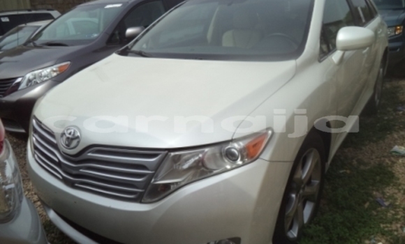 Buy Used Toyota Venza White Car in Lagos in Lagos State