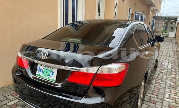 Acheter Occasion Voiture Honda Accord Noir à Lagos, État de Lagos Acheter Occasion Voiture Honda Accord Noir à Lagos, État de Lagos