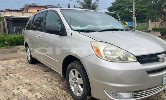 Buy Used Toyota Sienna Silver Car in Egbeda in Oyo State