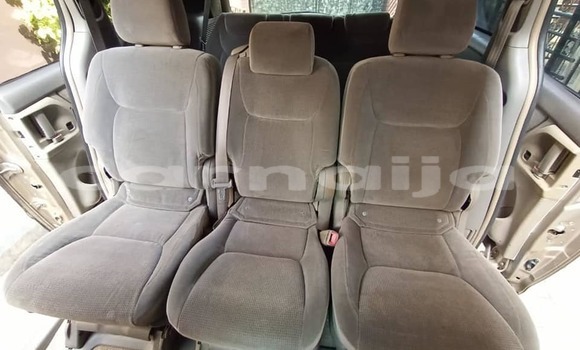Acheter Occasion Voiture Toyota Sienna Beige à Ikeja, État de Lagos Acheter Occasion Voiture Toyota Sienna Beige à Ikeja, État de Lagos