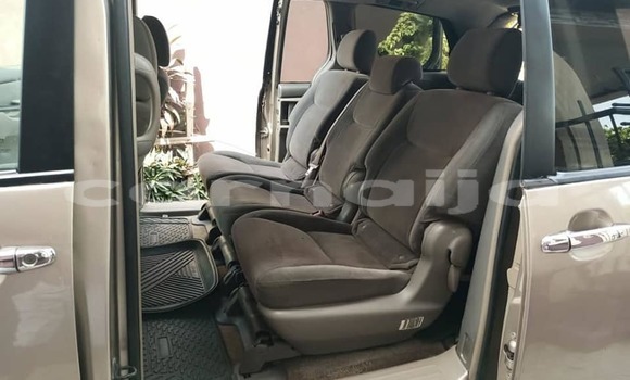 Acheter Occasion Voiture Toyota Sienna Beige à Ikeja, État de Lagos Acheter Occasion Voiture Toyota Sienna Beige à Ikeja, État de Lagos