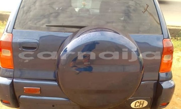 Acheter Occasion Voiture Toyota RAV4 Bleu à Ejigbo, État d'Osun Acheter Occasion Voiture Toyota RAV4 Bleu à Ejigbo, État d'Osun