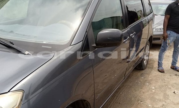 Acheter Occasion Voiture Toyota Sienna Bleu à Lagos, État de Lagos Acheter Occasion Voiture Toyota Sienna Bleu à Lagos, État de Lagos