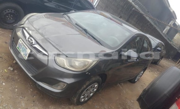 Acheter Occasion Voiture Hyundai Accent Noir à Lagos, État de Lagos Acheter Occasion Voiture Hyundai Accent Noir à Lagos, État de Lagos