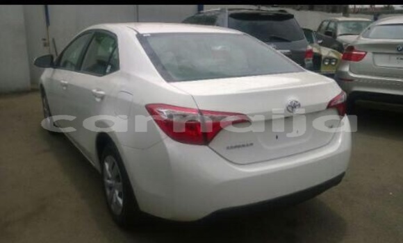 Acheter Occasion Voiture Toyota Corolla Blanc à Lagos, État de Lagos Acheter Occasion Voiture Toyota Corolla Blanc à Lagos, État de Lagos