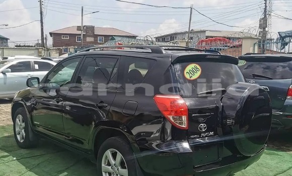 Acheter Occasion Voiture Toyota RAV4 Noir à Lagos, État de Lagos Acheter Occasion Voiture Toyota RAV4 Noir à Lagos, État de Lagos