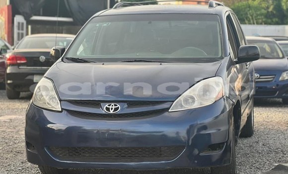 Acheter Occasion Voiture Toyota Sienna Bleu à Lagos, État de Lagos