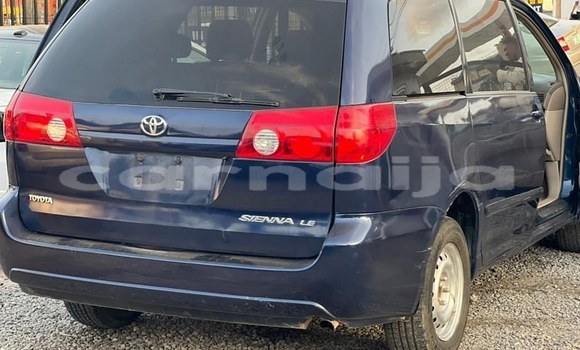 Acheter Occasion Voiture Toyota Sienna Bleu à Lagos, État de Lagos Acheter Occasion Voiture Toyota Sienna Bleu à Lagos, État de Lagos
