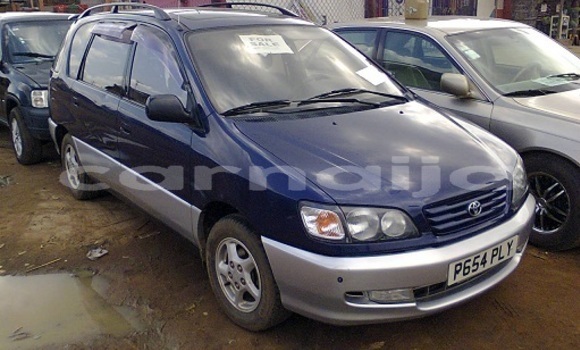 Acheter Occasion Voiture Toyota Picnic Bleu à Aba, État d'Abia Acheter Occasion Voiture Toyota Picnic Bleu à Aba, État d'Abia