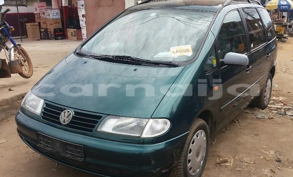 Acheter Import Voiture Volkswagen Sharan Vert à Ipokia, État d'Ogun Acheter Import Voiture Volkswagen Sharan Vert à Ipokia, État d'Ogun